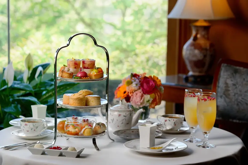 7/1開始 椿山荘のピーチ×メロンアフタヌーン