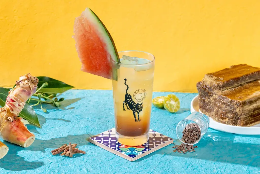 ライフスタイルホテル「ESTINATE HOTEL 那覇」にて、沖縄の夏の疲れも忘れる、今帰仁スイカが主役のかき氷パフェ＆クラフトコーラなど、夏季限定メニューが6月1日より登場 画像 3