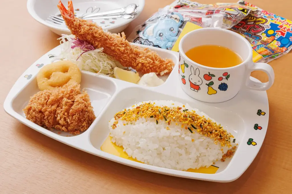 【 千葉市初 】揚げたての「熟成とんかつ」を、おかわり無限の “新潟産コシヒカリ” と共に。和歌山で90年以上愛される行列店『厚切りとんかつ よし平 東千葉店』が、4/28（火）誕生！ 画像 7