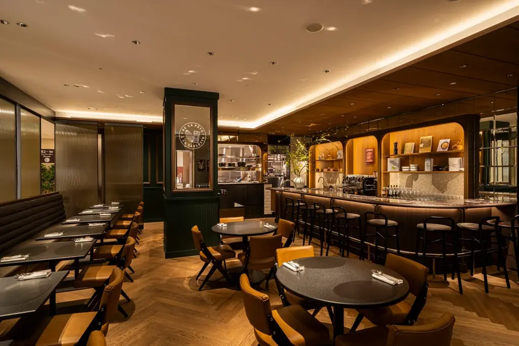 4月25日オープン アラン・デュカス新サロン阪急うめだ本店