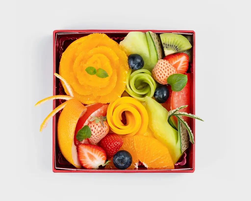 まるでフラワーボックスな旬果の一箱　テイクアウト需要に応える『フルーツボックス』新発売 画像 3