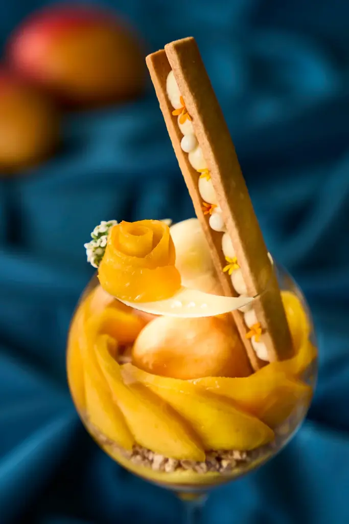 【ウェスティン都ホテル京都】緑薫る京都に、南国の甘蜜が咲く。5月限定　とろりと甘く、芳醇な完熟マンゴーパフェ販売 画像 3