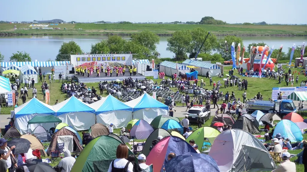 【加須市】全長100メートル、世界一の大きさを誇る「ジャンボこいのぼり🎏」が加須の大空へ！「第17回 加須市民平和祭」を開催 画像 2