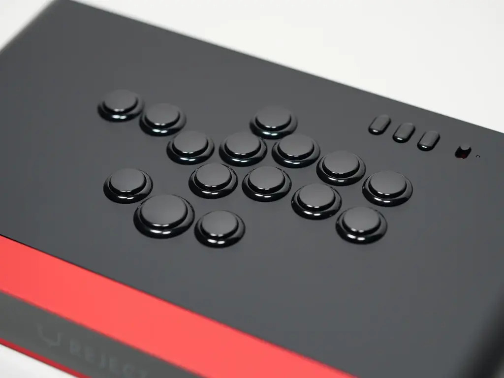 株式会社REJECT、ハイタニ氏監修のアーケードコントローラー「REJECT Arcade Controller」全4モデル 5月1日予約発売開始 画像 5