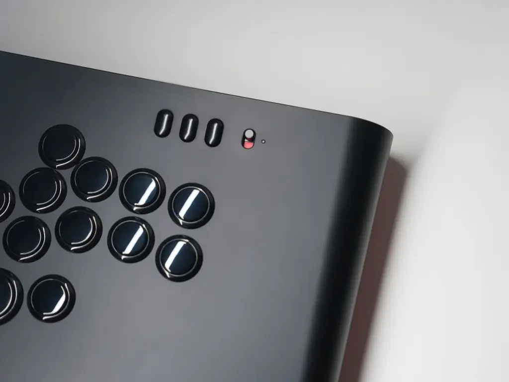株式会社REJECT、ハイタニ氏監修のアーケードコントローラー「REJECT Arcade Controller」全4モデル 5月1日予約発売開始 画像 6