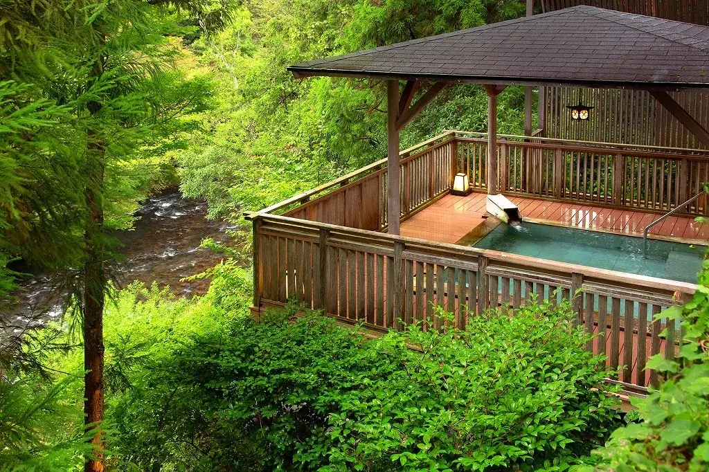 石川県・吉祥やまなか【美味少賛】加賀能登の旬、贅を尽くして少しずつ。のどぐろ、能登牛、鯛、桜海老、筍、ホタルイカ etc. 画像 2