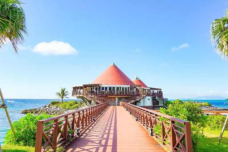 フレンチレストラン「フォーシーズン」リニューアルオープン！ 東シナ海を望む特等席で、週末ランチビュッフェ♪ オープン記念のワインフリーフロー6月28日まで 画像 14