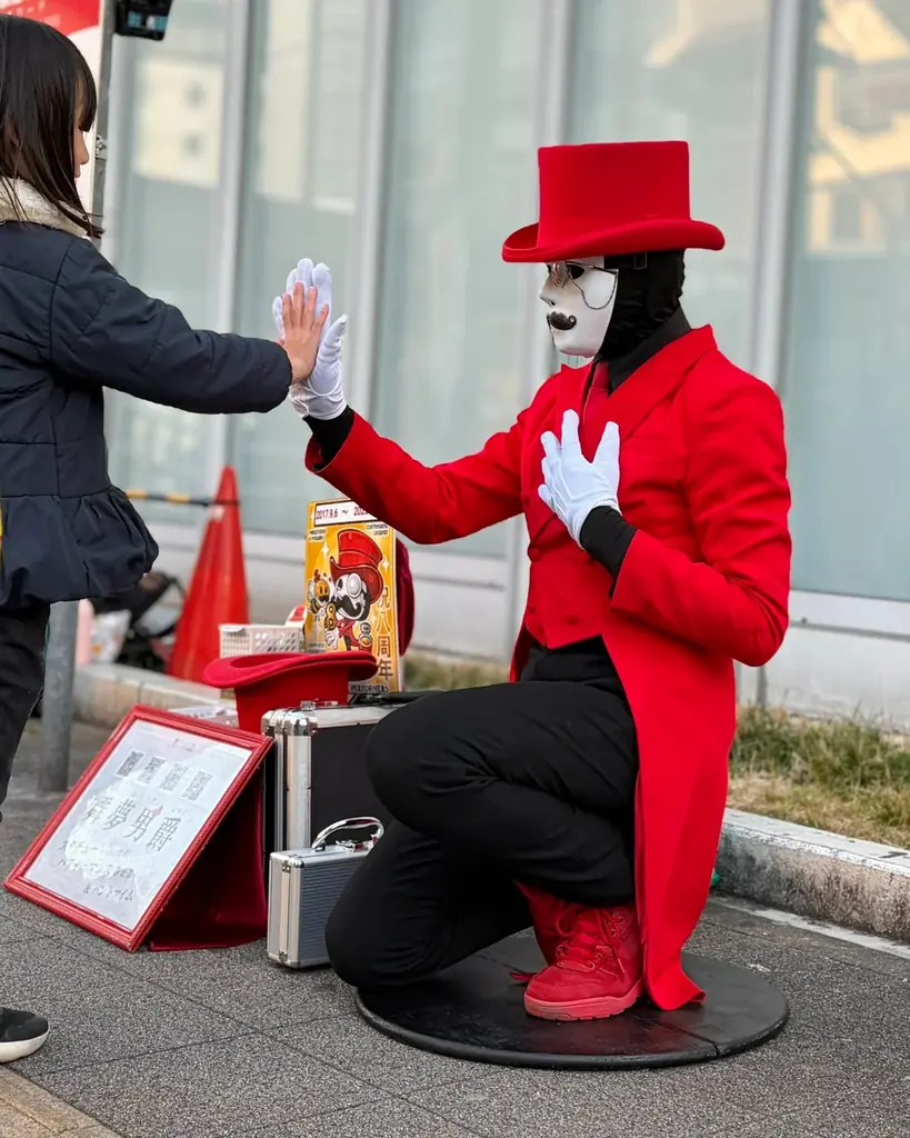 Nightステージ最終日！サプライズ・ゲスト “ 静止の衝撃 ” 舞夢男爵がステージに立つ⁉︎　5月GWの『大道芸博２０２６』＠東京・練馬城址公園 画像 2