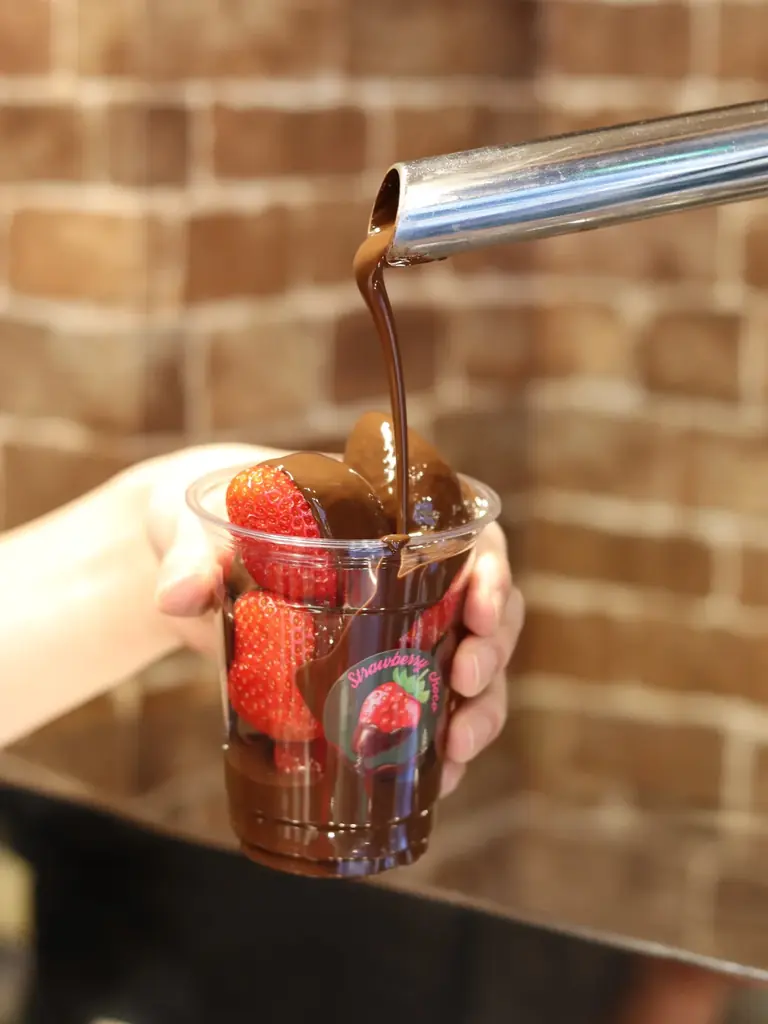 【長崎】究極の苺スイーツ。ストロベリーチョコ 専門店「Strawberry choco」がDEJIMA博に出店！2026年5月2日〜2026年5月6日 画像 2