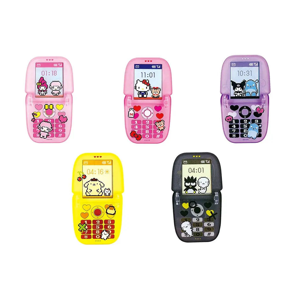 ドット絵がかわいい『サンリオキャラクターズ』のカプセルトイが登場！ ぱかっと開く二つ折り型の「ぱかぱかガラケー風キーホルダー」を４月30日（木）より「かぷえぼ」にて展開開始 画像 3