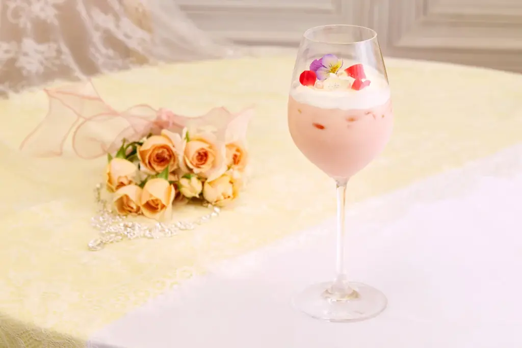 アニヴェルセルカフェ みなとみらい横浜にて初夏の祝祭フェア 『Mariée Floral Sweets Collection』を5月1日(金)から開催！ 画像 3