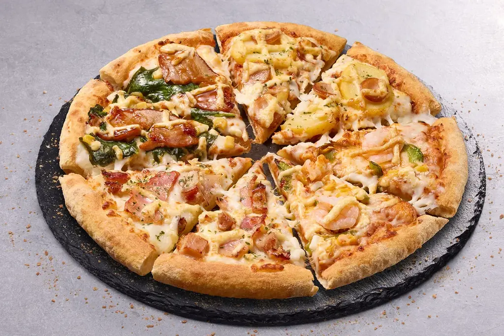 ドミノ・ピザ、母の日は家事休みと家族団らんの時間を！「母の日 クワトロパーティーセット」5月7日（木）より4日間限定発売 画像 3