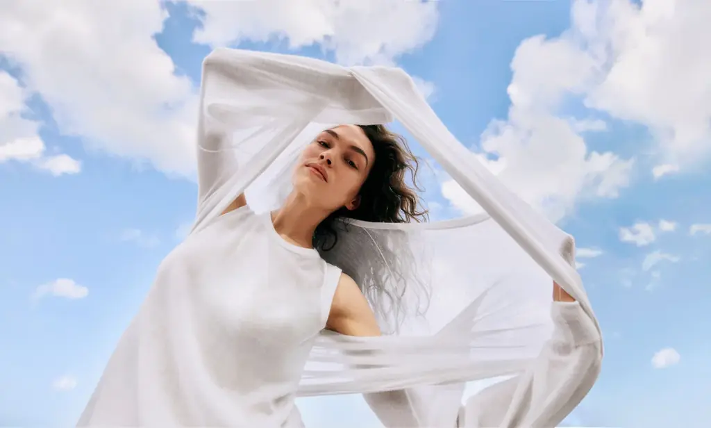 4/29開幕 FALCONERI夏カシミヤが阪急うめだ