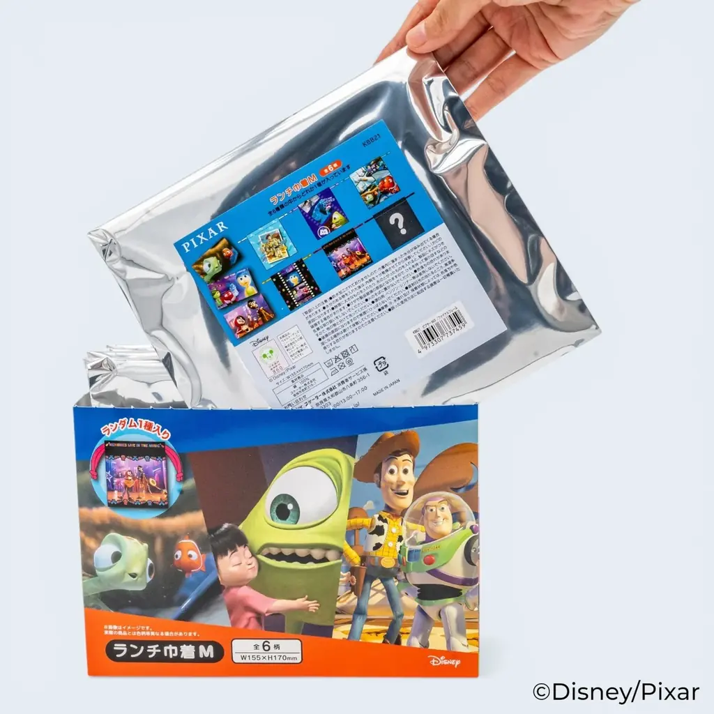 【ディズニー＆ピクサー】開けるワクワクが詰まった「ブラインドBOX」仕様の竹箸とランチ巾着が、「Disney THE MARKET in 阪急うめだ本店」にて、4/29～スケーターより先行販売 画像 3