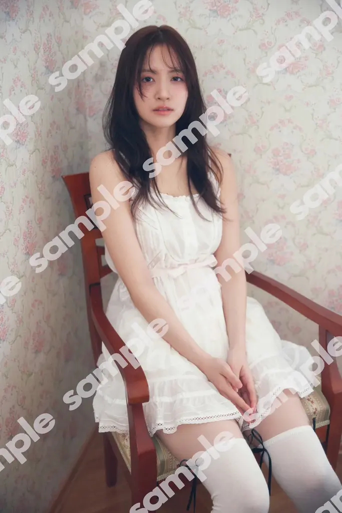 4月30日(木)にYouTube生配信が決定！『乃木坂46 金川紗耶1st写真集』発売記念　ここでしか手に入らないW特典付き 画像 2