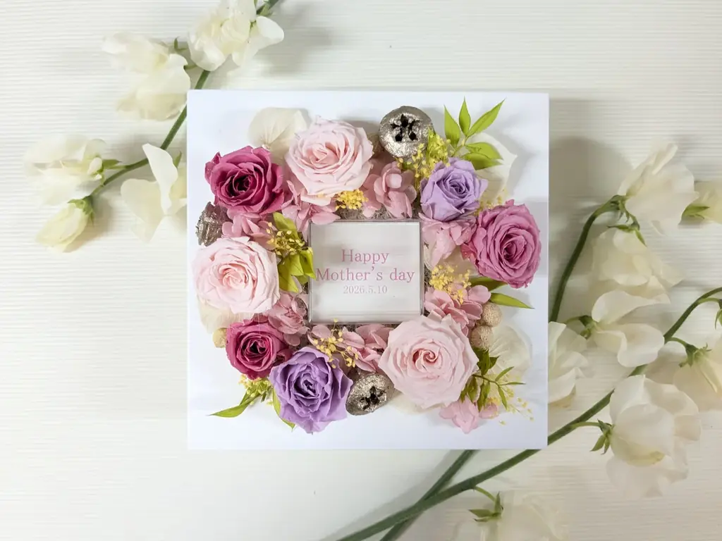 5/10母の日に贈る 額装「ウォールフラワー」8輪バラ