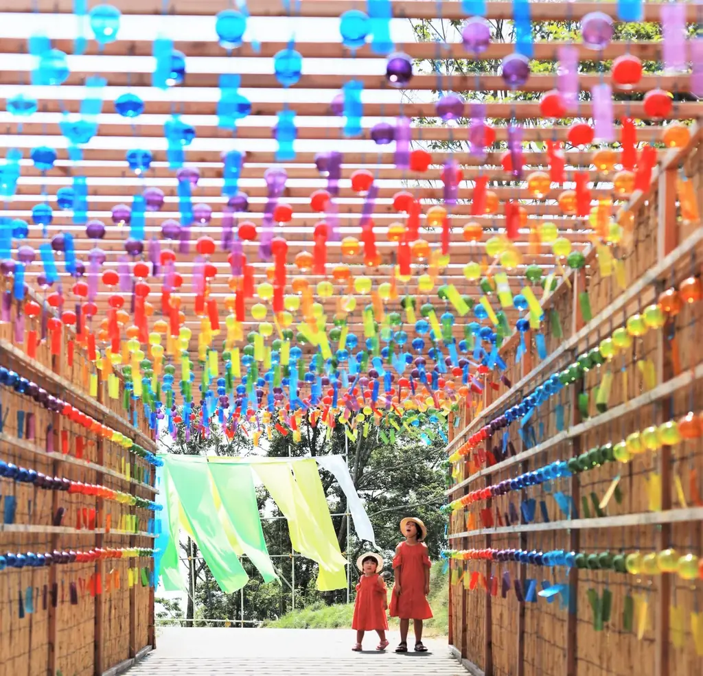 見て、遊んで、食べて。全部が主役のGWへ。【びわこ箱館山】　130匹の鯉のぼり×100m虹色スライダー×苺パフェ 画像 13