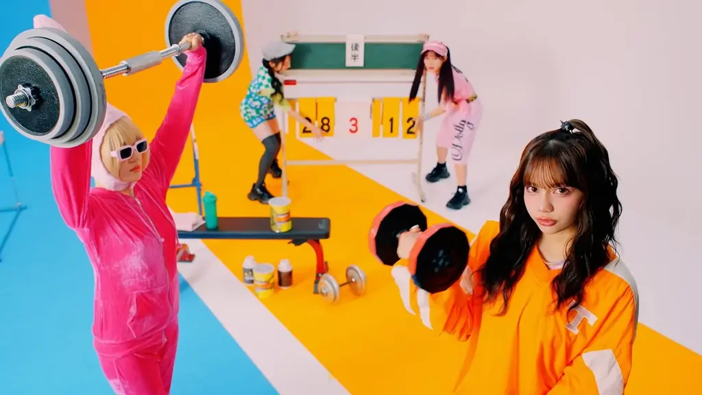CANDY TUNE、アニメ『魔入りました！入間くん』ED曲「すーぱー優勝ちゅーーん！」MV解禁 画像 6