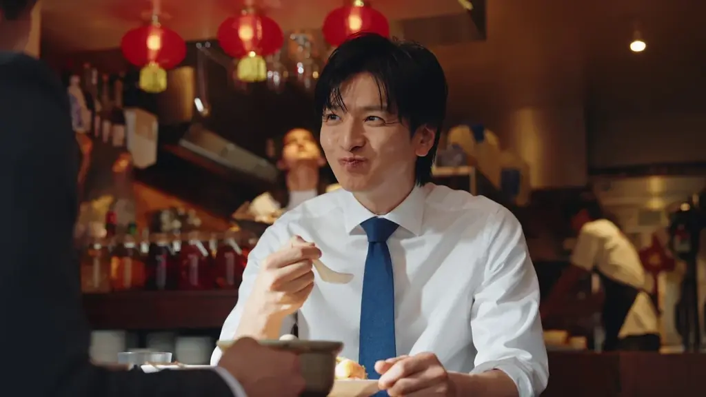 生田斗真さんが“同期”役で出演するRENOSYの新CM「始めやすかったよ」篇を公開　仕事の合間のランチで、不動産投資を「始めたきっかけ」を語る 画像 6