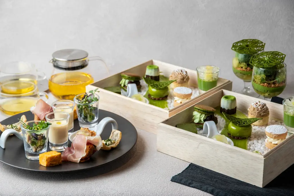 翠の庭アフタヌーンティー