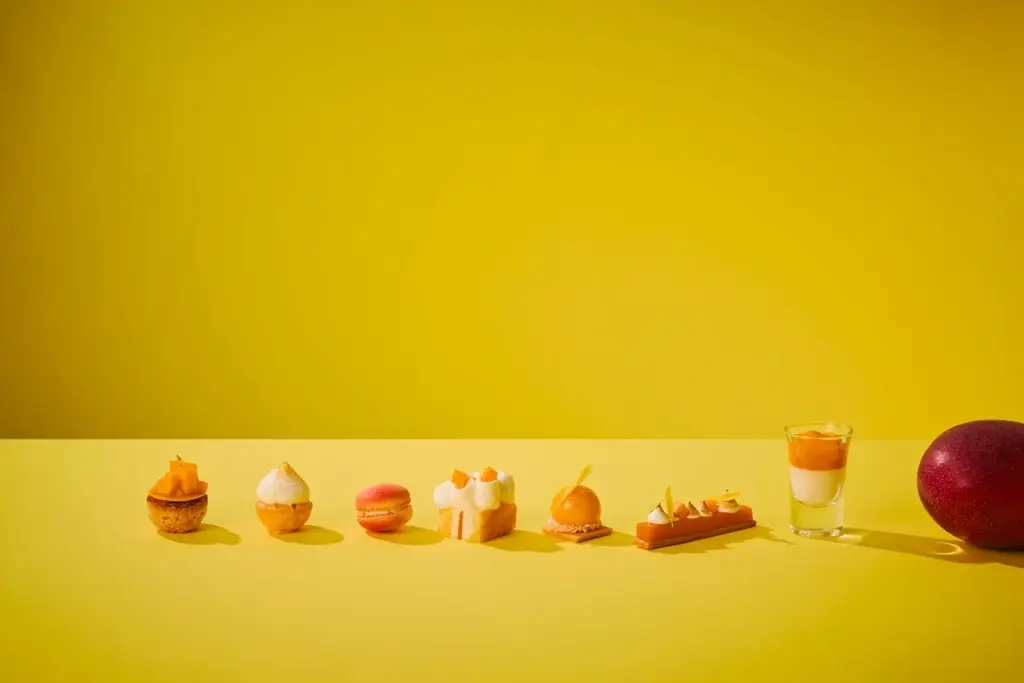【大阪ステーションホテル、オートグラフ コレクション】とろける甘みと濃密な味わい　マンゴーアフタヌーンティー　太陽の恵み感じるジューシーな果肉が彩るスイーツ　ハーブ香るトロピカルなパフェも登場 画像 6
