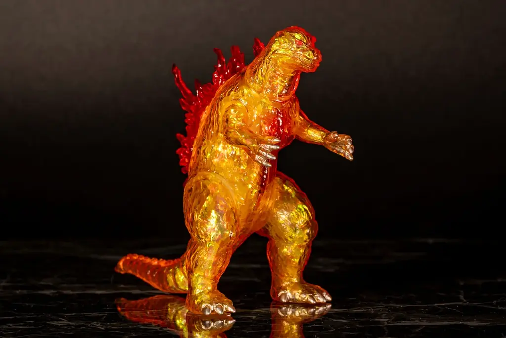 オーロラフィルムで更に魅力アップ！CCPミドルサイズシリーズより、ホビーサーチ限定カラー「ゴジラ（1999）」ソフビが登場！ 画像 5