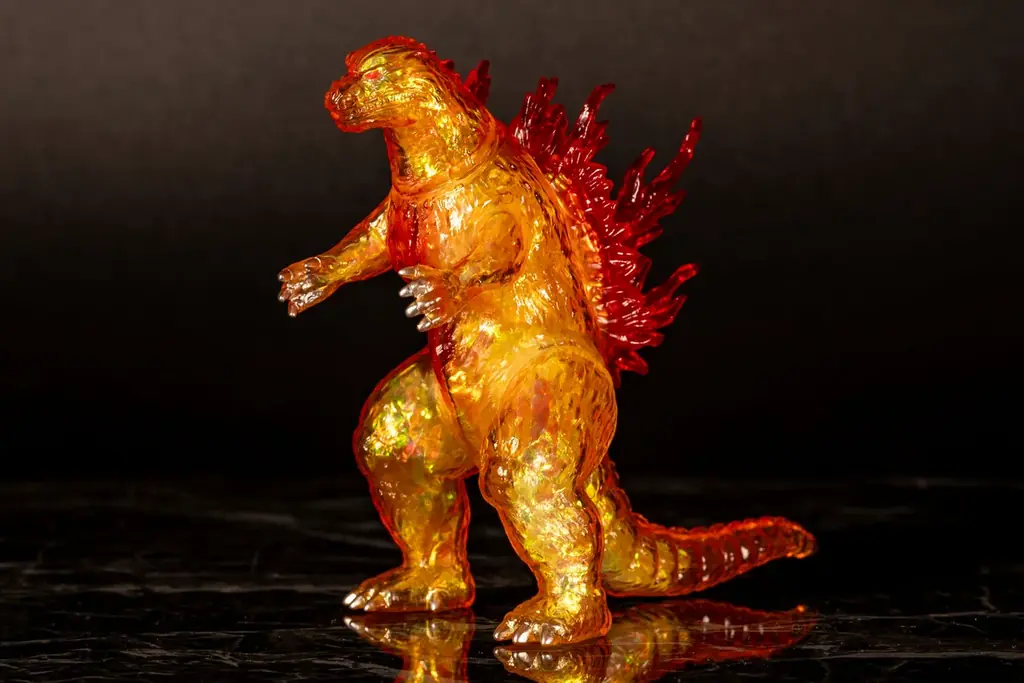 オーロラフィルムで更に魅力アップ！CCPミドルサイズシリーズより、ホビーサーチ限定カラー「ゴジラ（1999）」ソフビが登場！ 画像 6