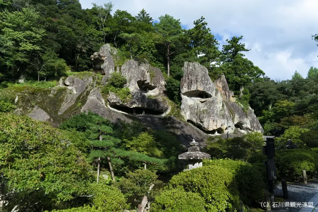 石川・山中温泉【6月1日～15日 ホタル観賞】ツアーと「那谷寺」拝観チケット付き宿泊プラン発売☆のどぐろ・能登牛を鉄板会席で 画像 5