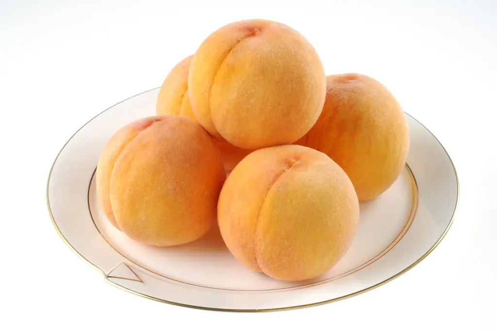 【新登場】クラブハリエの夏を代表する涼スイーツ「リュリュ」に 岡山県産の希少な桃を贅沢に使用した「ゴールデンピーチ」が仲間入り！ 画像 3