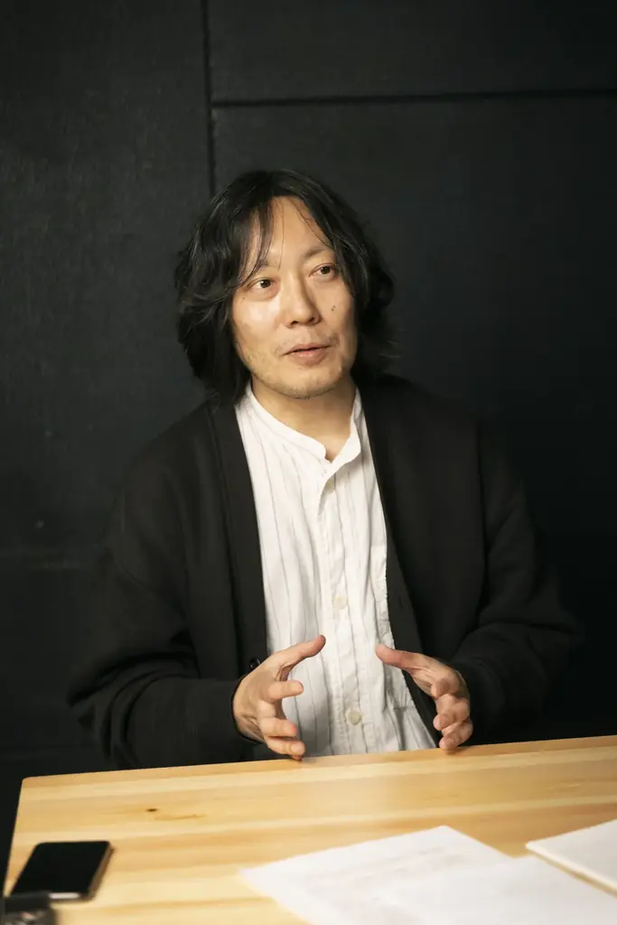 【TVドラマ化決定！】原作者・燃え殻さん『絵が見えるようなエッセイ』だと言われて…／大人気エッセイ集『この味もまたいつか恋しくなる』 画像 2