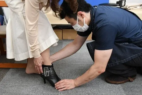 【靴が痛い・脱げるを解決】札幌の理学療法士が“靴そのもの”を足に合わせる新サービス「シューズチューニング」開始 画像 3