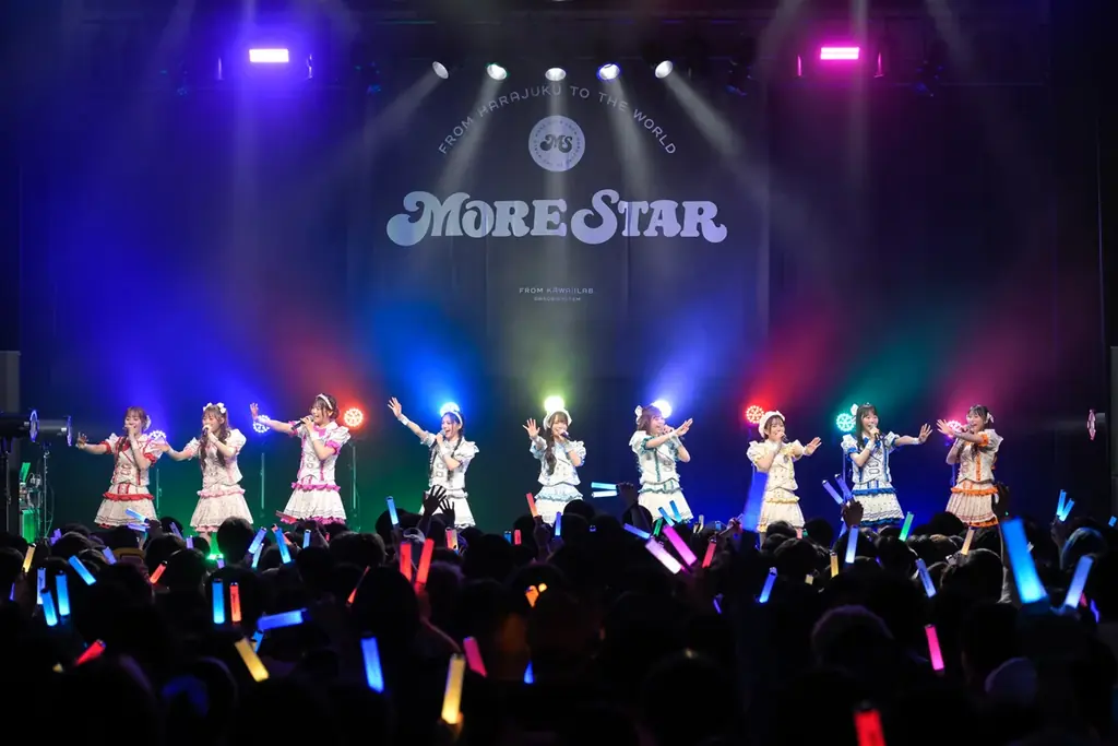 MORE STAR、8月に1stシングルCDリリース決定！ 新曲「WITH KAWAII論」配信リリースも決定 画像 3