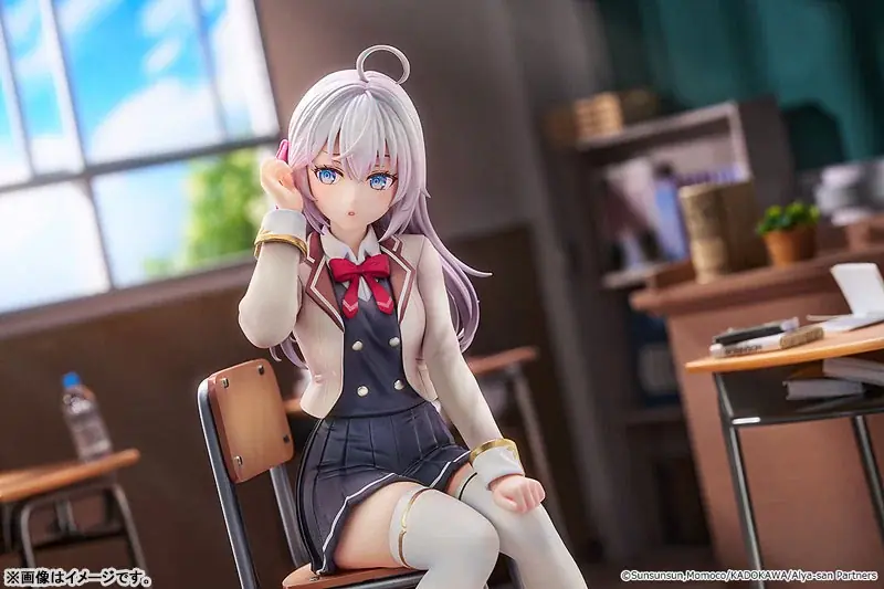 アリサ1/7制服フィギュア