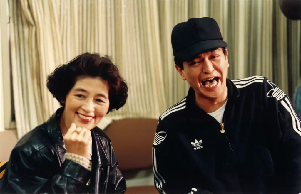 「DOWNTOWN＋」【母の日企画】松本人志が母の待つ愛媛へ『その日。オカンに会いに行く松本人志完全ドキュメント』 5月10日（日）母の日に配信開始 画像 2