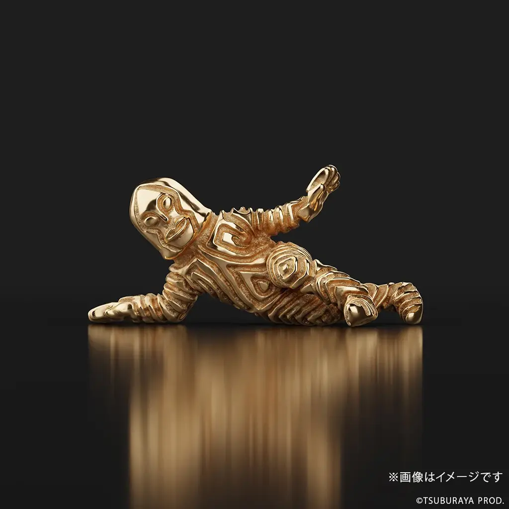コードネームにちなみ世界限定271体！「三面怪人ダダ」18金製ミニフィギュア。横たわる姿を約1cmで緻密に再現（ミクロ化器は未使用） 画像 2