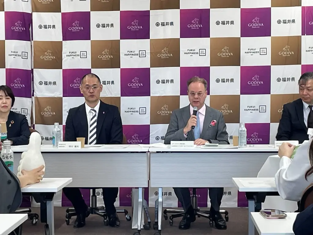 ゴディバ×福井はや川「羽二重くるみ」コラボ商品が全国展開！ チョコレートブランドと老舗銘菓、創業100年のコラボレーション 画像 3