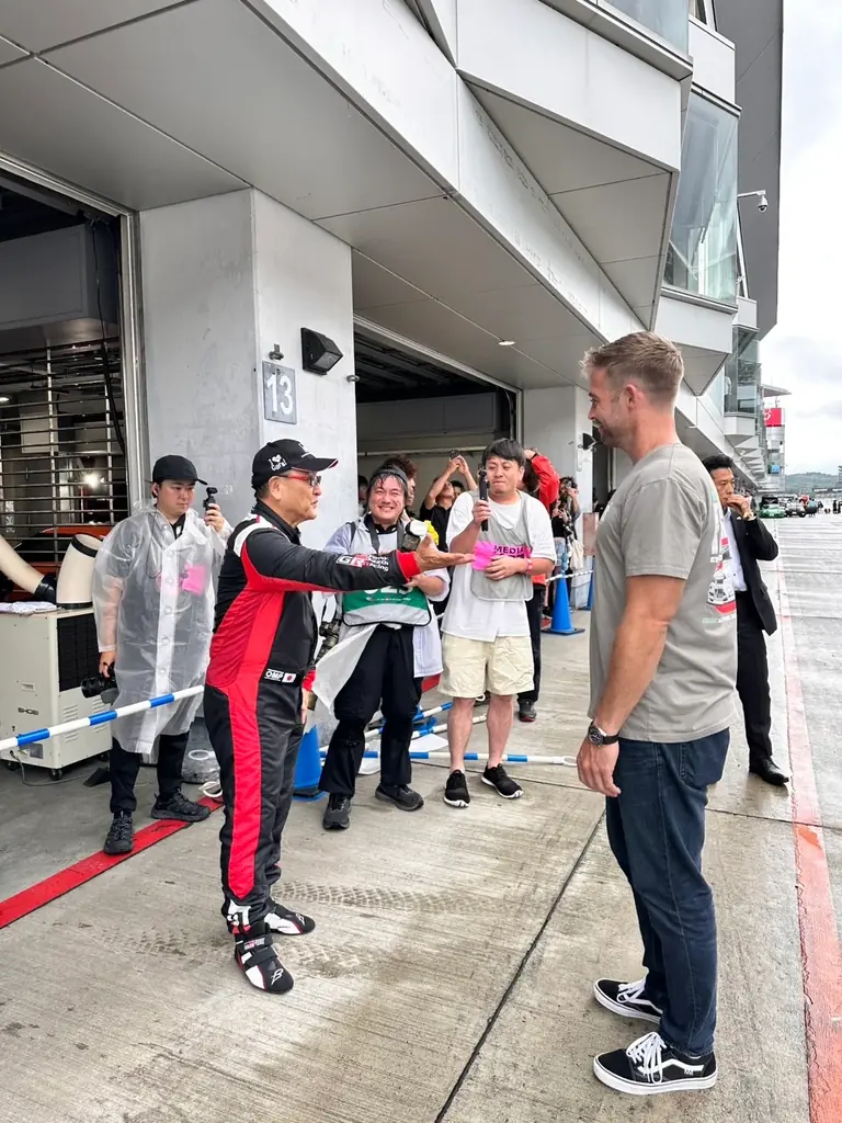 ≪世界最大級のカー・フェス≫「FUELFEST JAPAN 2026 5th」が8月11日に開催! 今年も、海外ハリウッド・セレブ達が来日! 映画の世界が、富士スピード・ウェイで繰り広げられます。 画像 11