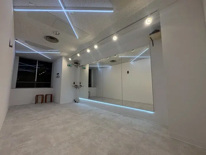 【BUZZ名古屋本店】名古屋エリアに遂に上陸！BUZZ史上最大156.7㎡×全8スタジオ・伏見駅徒歩1分！SNSキャンペーンでクーポン1,000円分も当たる！ 画像 8