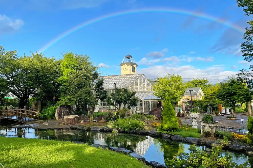 山梨・勝沼「ハーブ庭園 旅日記 勝沼庭園」のローズガーデンが見頃に　初夏を彩る華やかなバラが満開に 画像 9