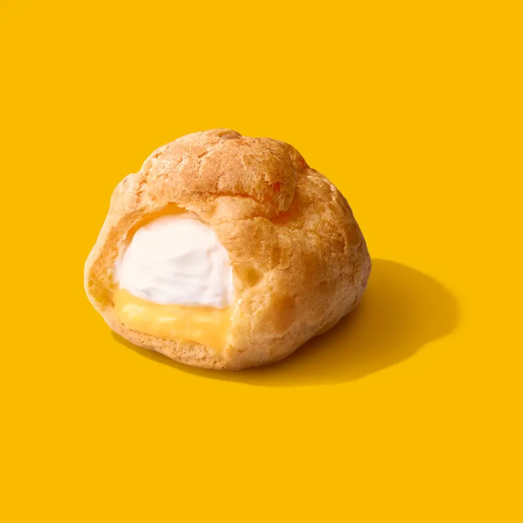 ファミマのシュークリームが進化！ザクほろ・もちむにの“新食感シュー”2品が5月12日（火）発売！スイーツ売上No.1※の“大人気シュー”もリニューアルして絶品シュークリーム4品が大集（シュー）合！ 画像 2