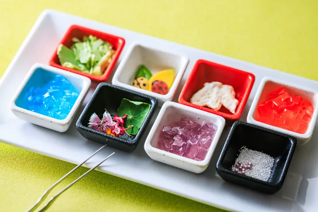 【箱根仙石原プリンスホテル】箱根の紫陽花を“見て、作って、食べて”楽しむ「夏の食べられるアート体験～クリスタル紫陽花の世界～」を開催 画像 2