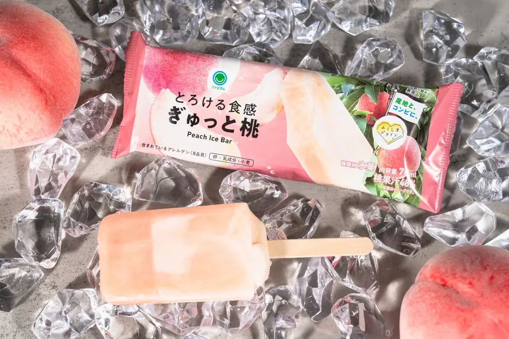 5月12日発売 ファミマ「とろける食感 ぎゅっと桃」