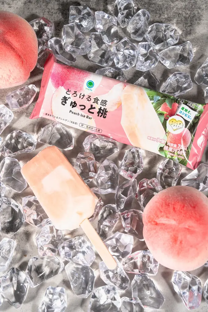 昨年販売数100万本超 の「福島県産桃アイスバー」が進化　桃消費量日本一・福島の桃果汁を48％使用したとろける食感と濃厚な味わいが特長の産地限定果汁アイスバー　5月12日（火）から発売 画像 2