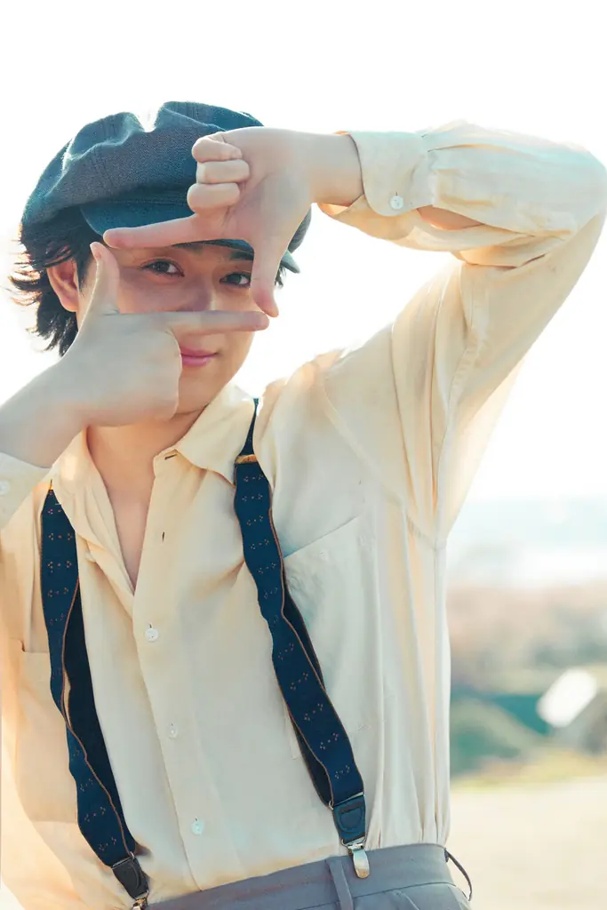 佐奈宏紀、1st写真集『夢中』の発売記念イベント追加開催が決定！夢の中のような先行カットも解禁 画像 2