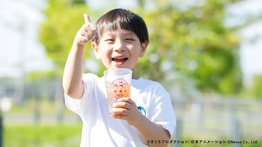 「CHILL MARUKO CHAN（チルマルコチャン）」×「サウナーコーラ」コラボ！ちびまる子ちゃんのクラフトコーラ『チルマルコ～ラ』2026年5月13日（水）より予約受付開始！ 画像 25