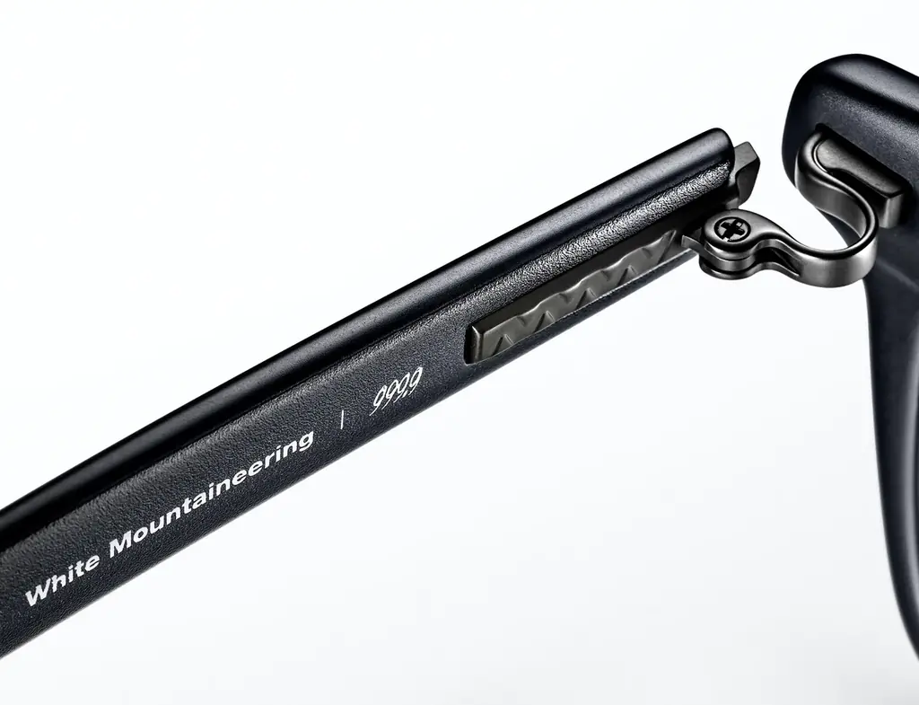 999.9（フォーナインズ）が、White Mountaineeringとのコラボレーションモデルを発表 画像 4