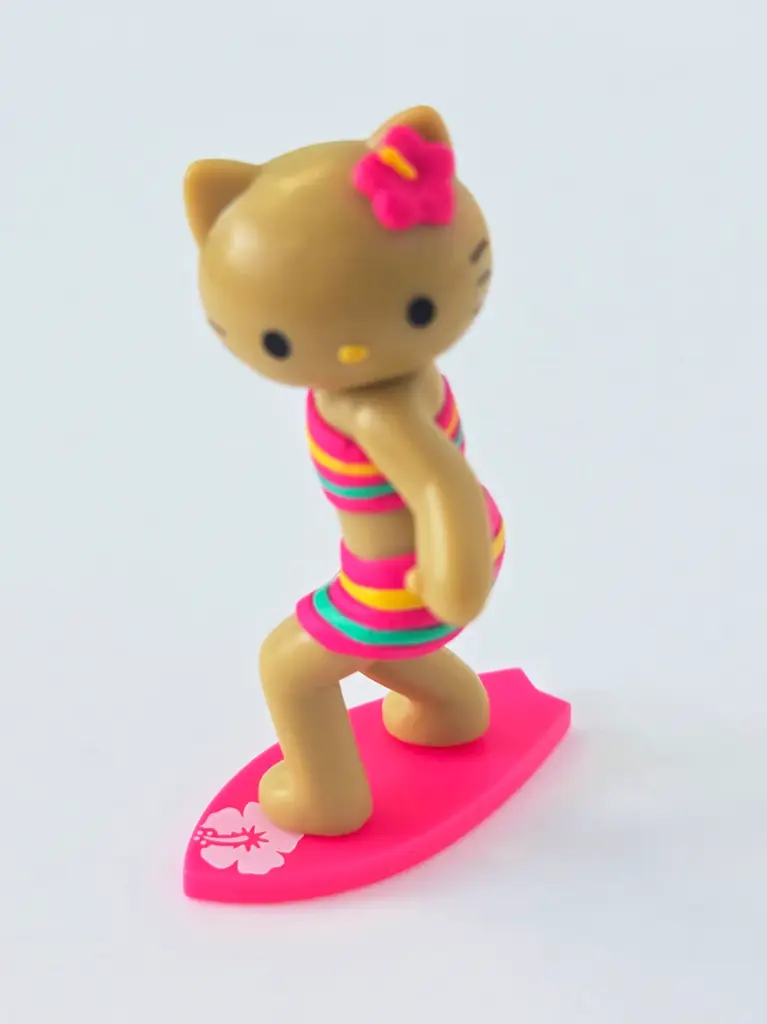 “超カワイイ”が最強スタイル。スタイルアップ ハローキティがガチャ®に登場！ 『ハローキティ スタイルアップフィギュアコレクション』 画像 2