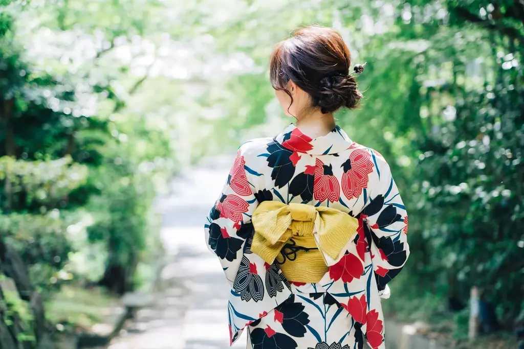 【東京マリオットホテル】山梨県「マルトウ農園」の桃が彩る、 夏限定アフタヌーンティー「Summer Peach Afternoon Tea」を発売 画像 5
