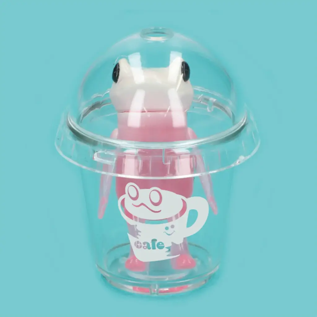 タケヤマ・ノリヤ氏のオリジナルキャラクター「ケロペチーノ」のカプセルトイ第2弾「ケロペチーノ PETIT MASCOT クリームソーダ」が、全国のカプセルトイ自販機にて2026年5月下旬より順次発売！ 画像 8