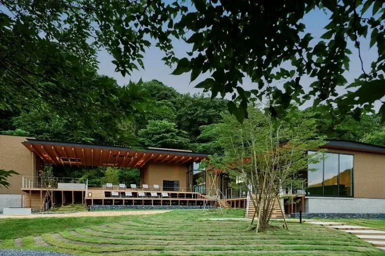 人の手で再生した里山にホタルが舞う 千葉・富津の「SATOYAMA TERRACE」でハーブボール作りワークショップ開催 画像 2